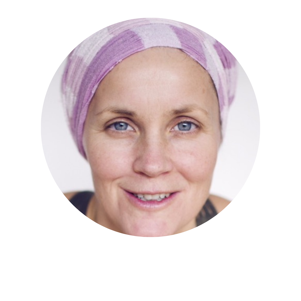 Runt foto_Jag profil med namnteckning_mindre